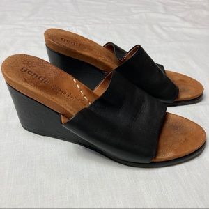 Nearly New Black Leather Gentle Souls Slides 6.5